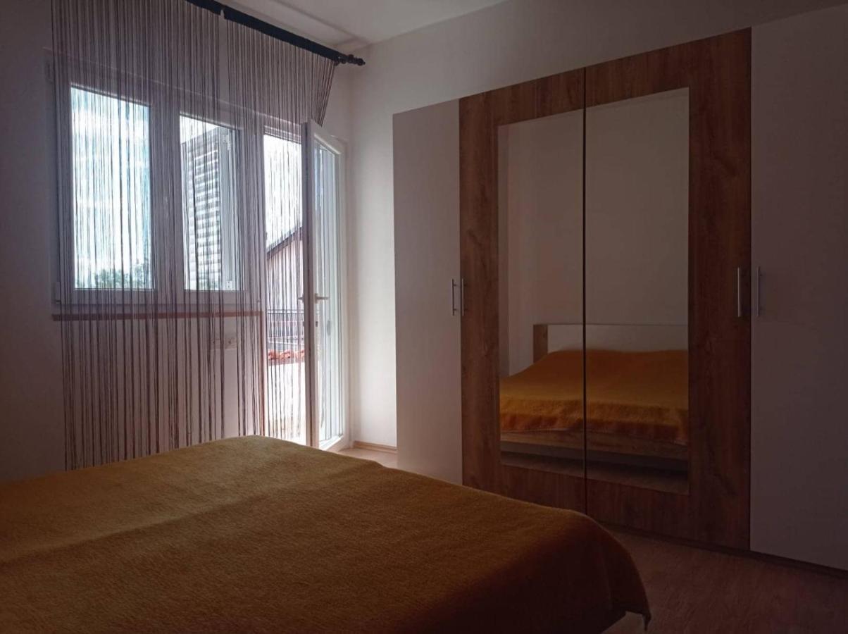 Apartmani Mare Σίμπενικ Εξωτερικό φωτογραφία